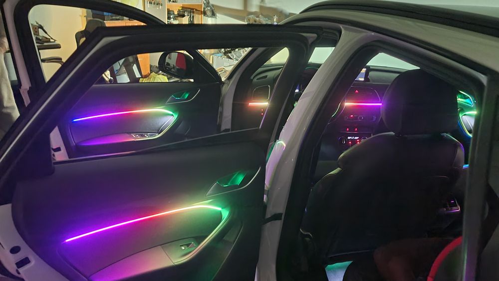 Lumini ambientale auto