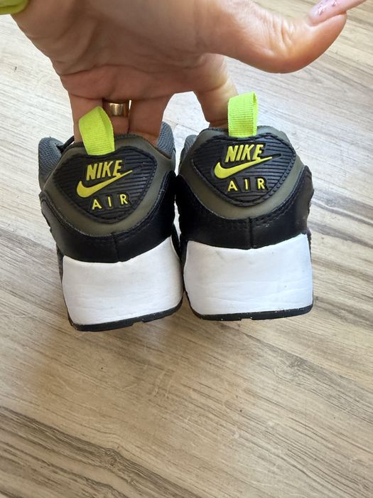 Оригинални юношески маратонки NIKE Air Max 90 Toggle! 34,5 н