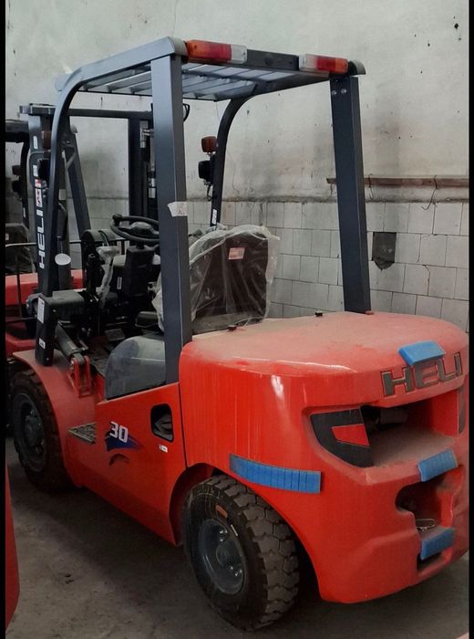 Кара дизель (погрузчик) HELI 2 тонна 3 метр