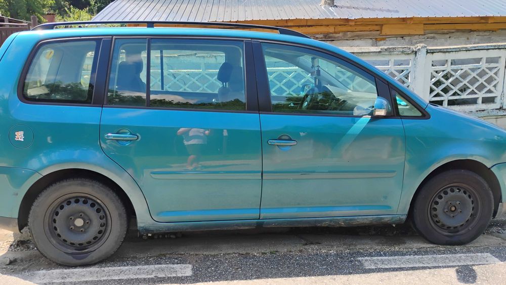 VOLKSWAGEN Touran 2005 — imagine 4