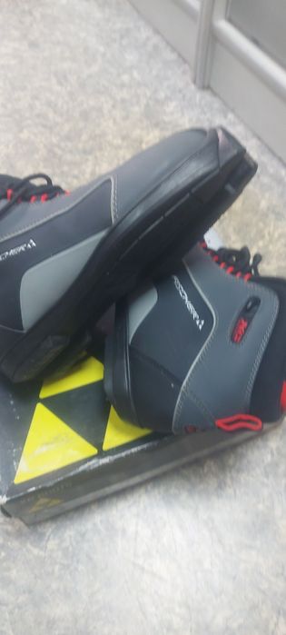 Лыжные ботинки FISCHER