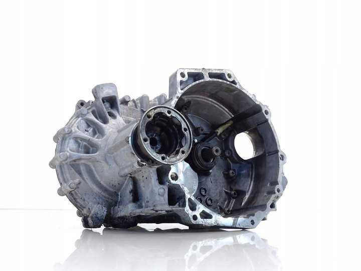 Cutie viteze Audi A3 Sportback (8YA) 1.5 TFSI 16V UXC