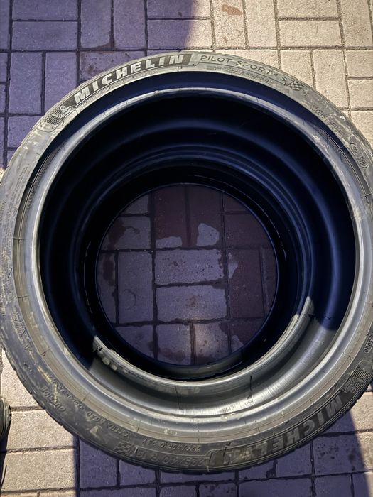 Michelin Pilot Sport 4S 225/40/19