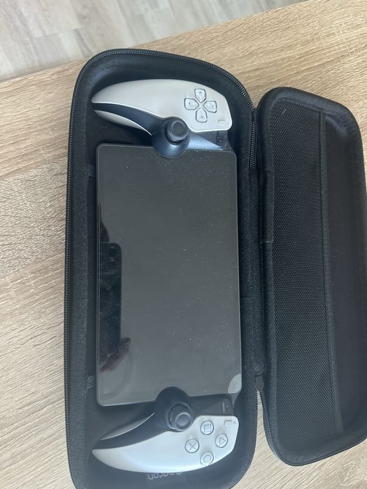 Play station portal la 800 ron in conditi f bune !