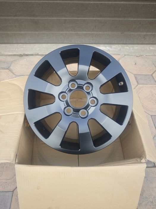 Диск r18 original Prado 250, Land Cruiser 300