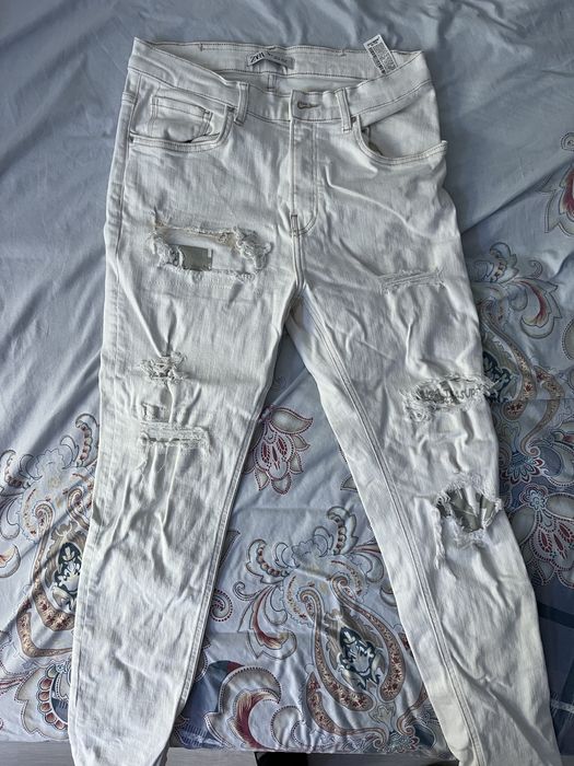 Ripped Jeans Zara