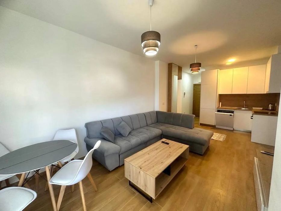 Двустаен апартамент в кв. Малинова долина