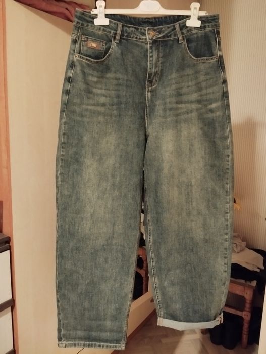 Продам джинсы багги,новые