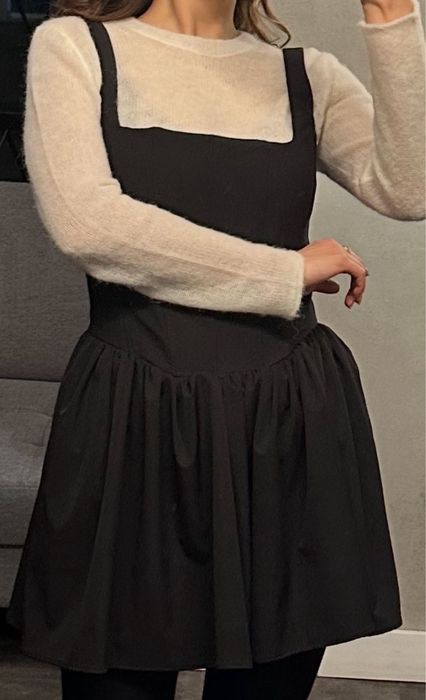 Платье Zara в хорошем состоянии