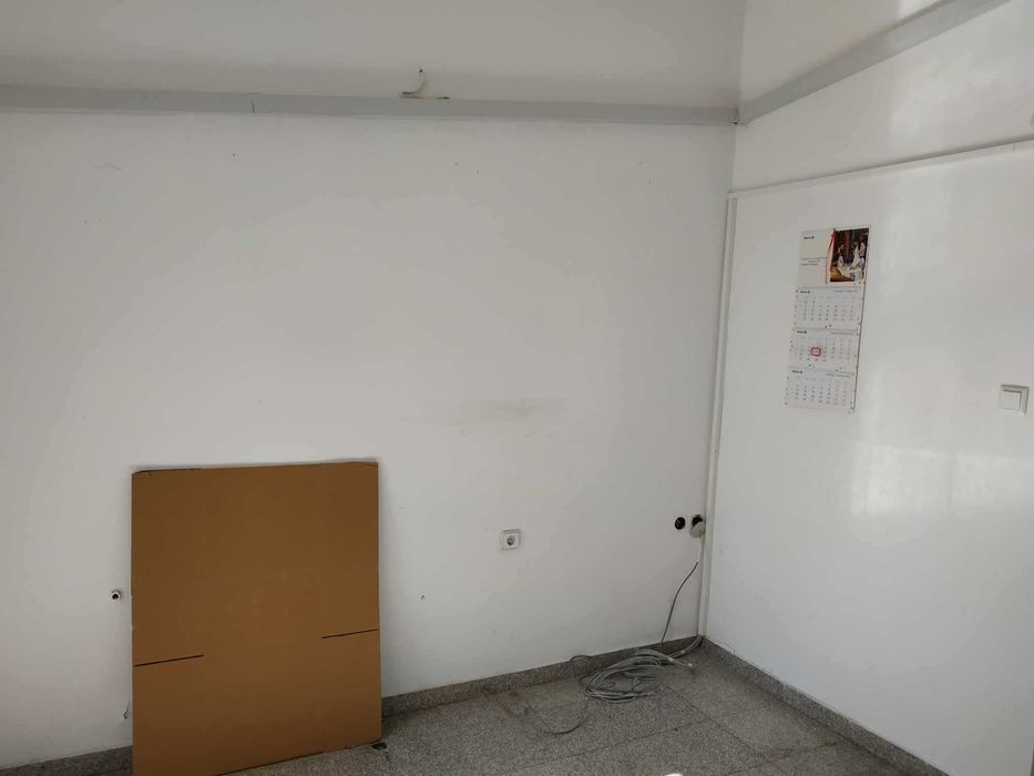 Дава се под наем Офис в Русе, Център - 59 кв.м за 224.4 € - Снимка #5