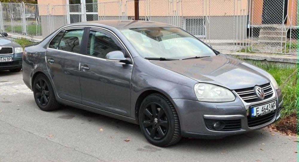 Продавам VW Jetta