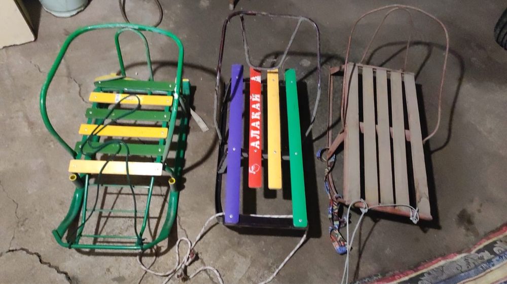 Санки зимние в хорошем состоянии