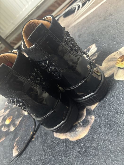 Adidasi louboutin barbati