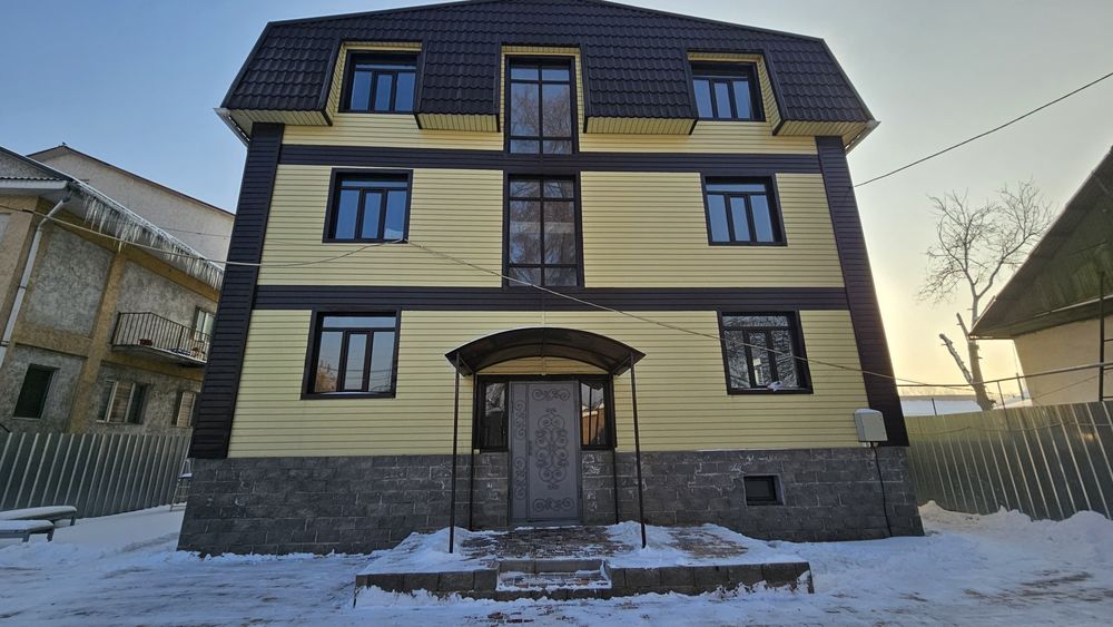 Продам дом под коммерцию