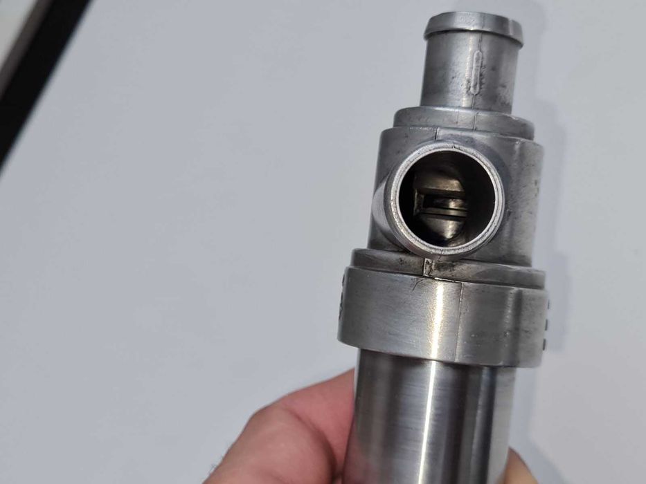 Стъпков мотор за Audi 80 B4 ABK VW Passat B3 2E, BMW E36 E34 1.6 1.8