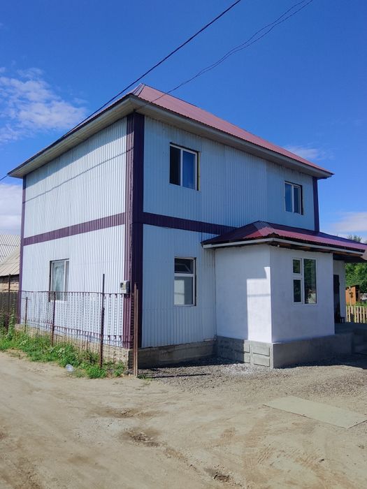 Продается полноценный 2 этажный дом