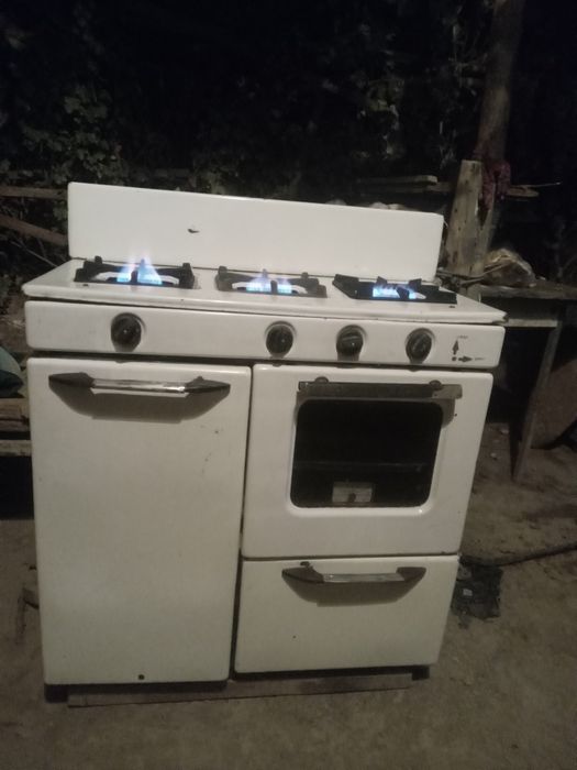 Плита газовая советская 3 х камфорочная