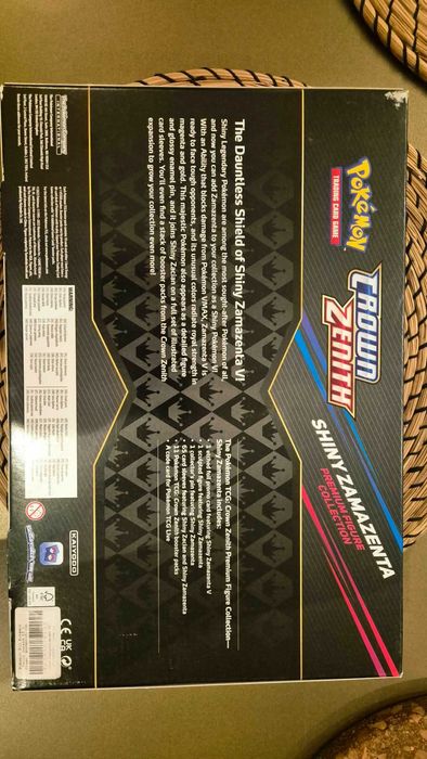 Покемон кутии Crown Zenith Premium figure collection boxes
