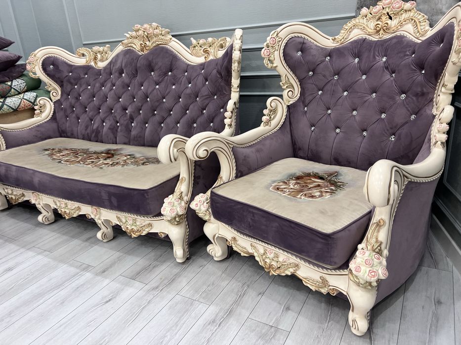 Диван с креслами