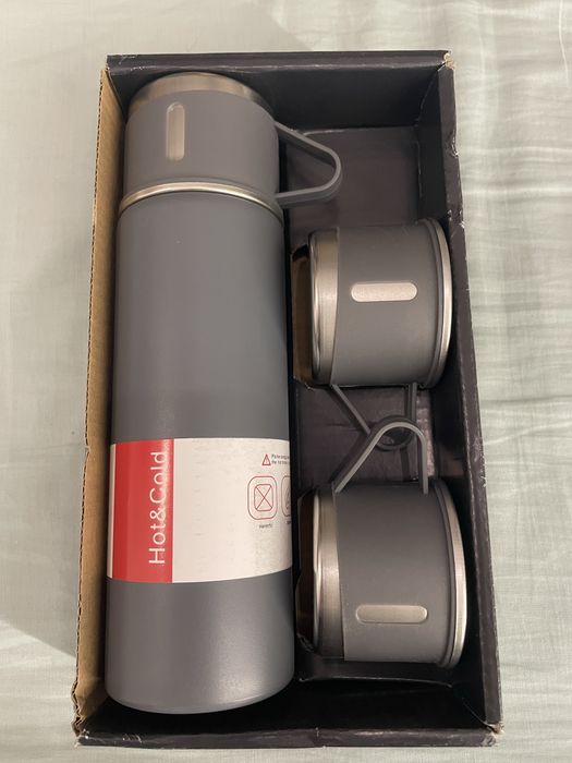 Set termos cu trei cesti