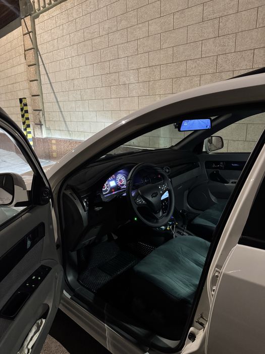 Gentra avtomat gazi bor