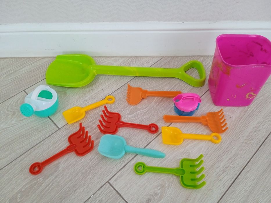 Песочный набор детям.