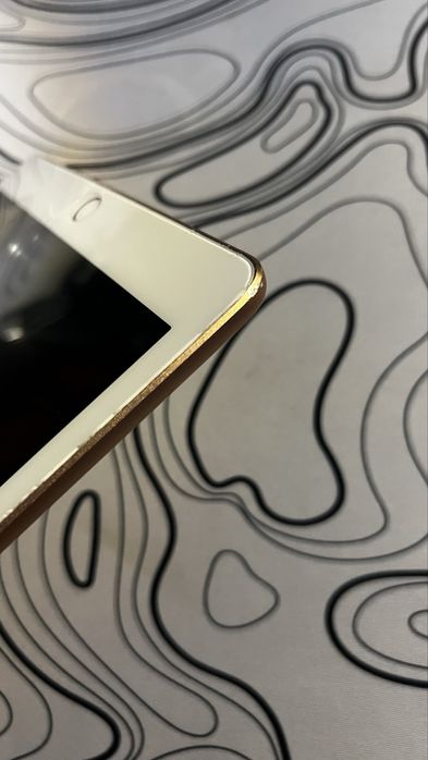 iPad Gen 7 Rose Gold