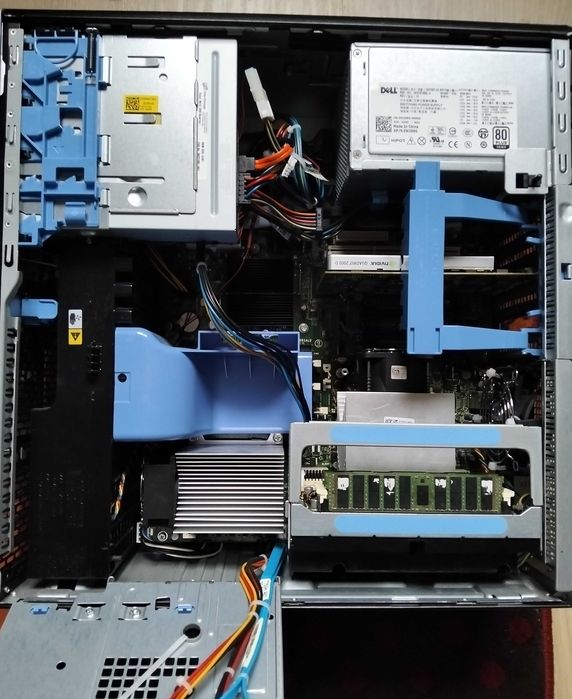 Calculator cu 2 procesoare Intel Xeon, 24Gb RAM, SSD256GB