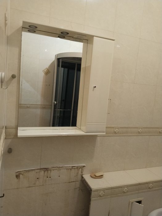 Продается мебель в санузел, унитаз