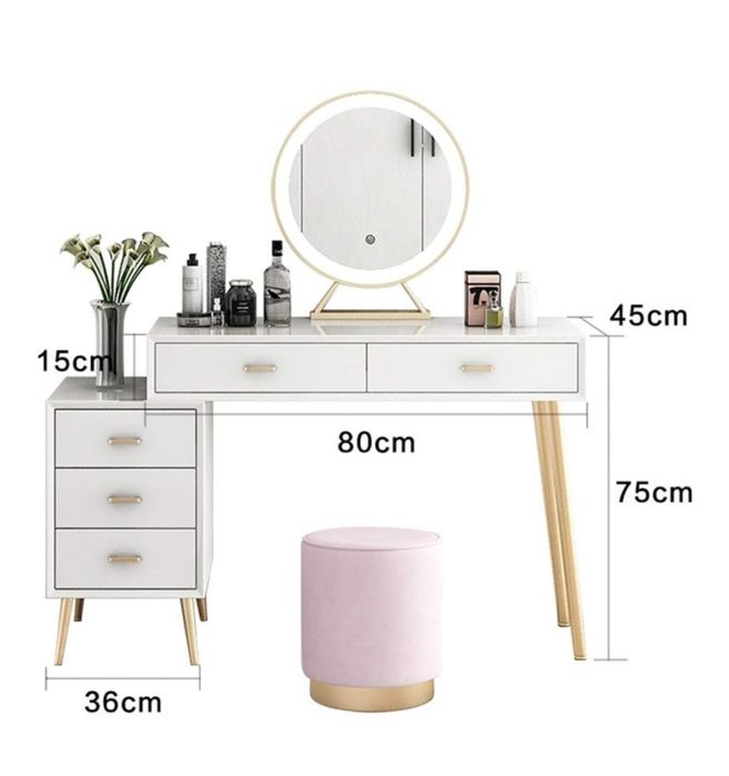 Туалетный столик