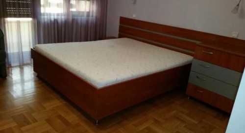 Дава се под наем Тристаен апартамент в Бургас, Център - 94 кв.м за 127.5 € - Снимка #4