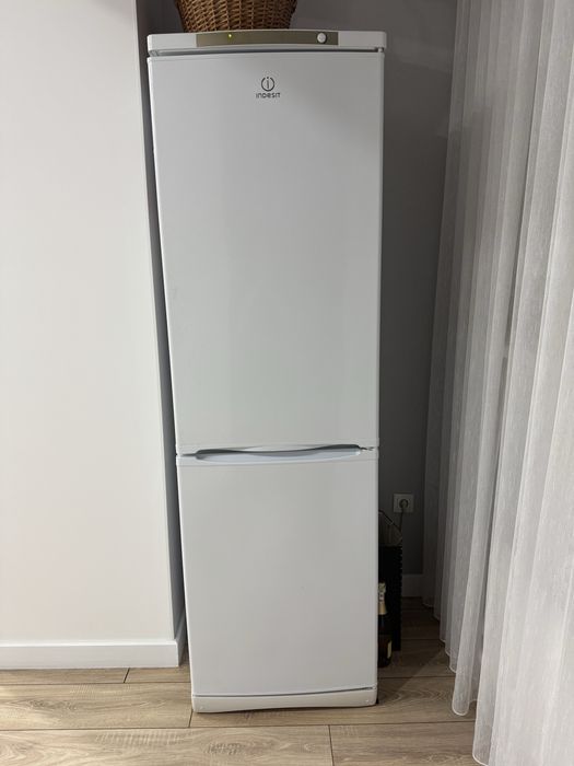 Холодильник индезит