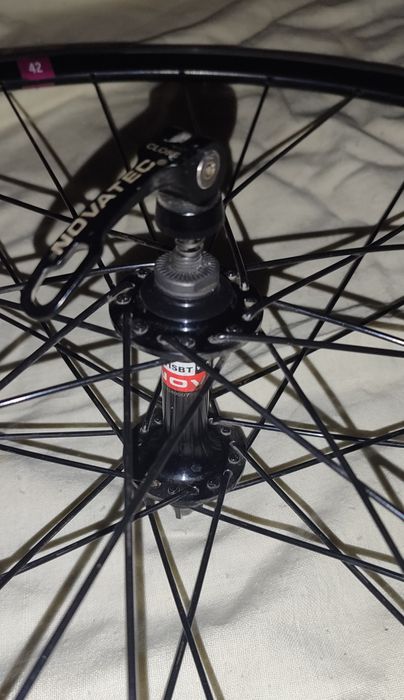 Шоссейные колеса Novatec