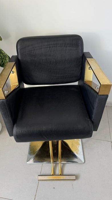 Кресло парикмахера