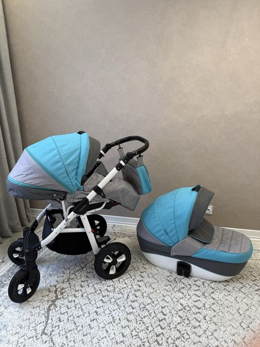 Коляска детская 3 в 1
