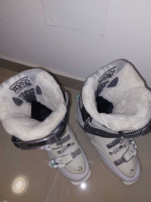 Clapari dama Salomon Quest Cruise Access