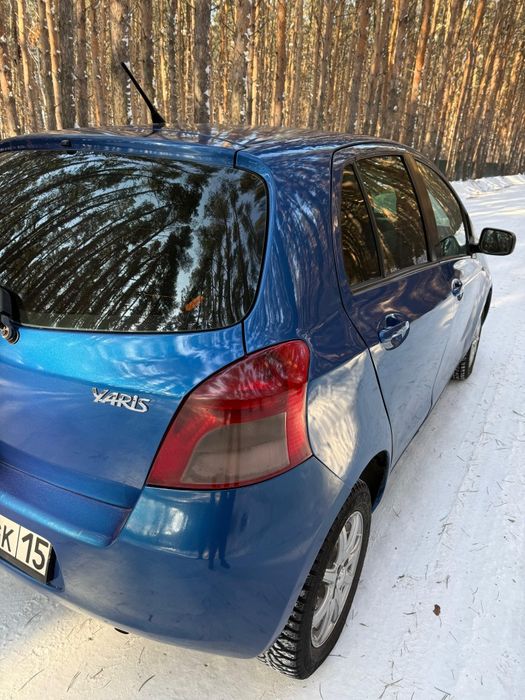Тайота ярис срочно