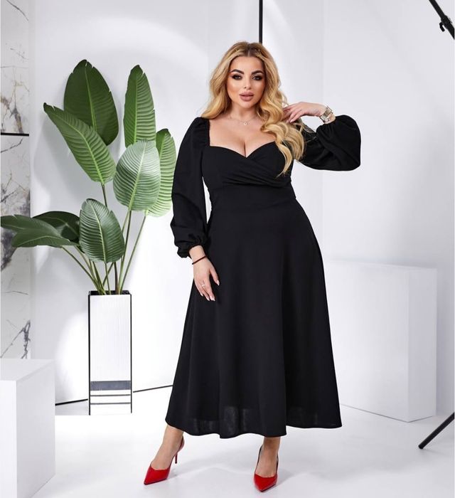 Чисто нова официална черна рокля