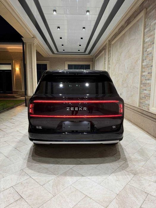 Zeekr 9x 55 kwt full !!!