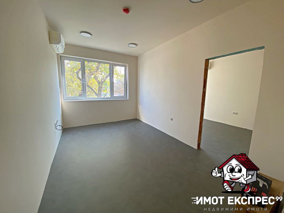 Дава се под наем  в Асеновград -  кв.м за 255 € - Снимка #1