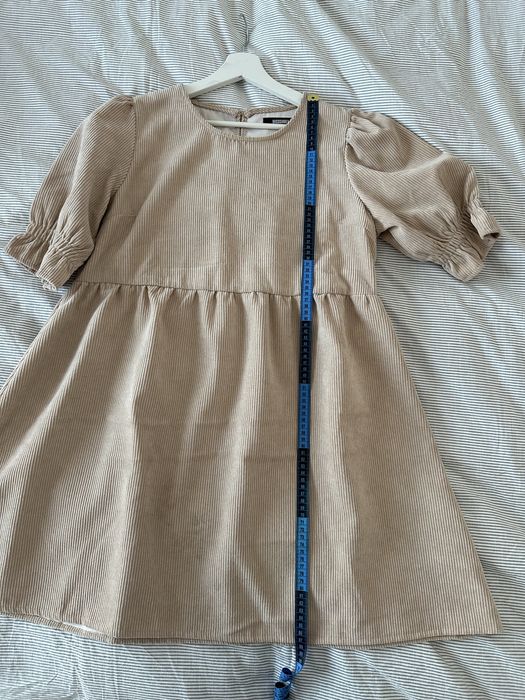 Rochie crem Missguided marimea 42