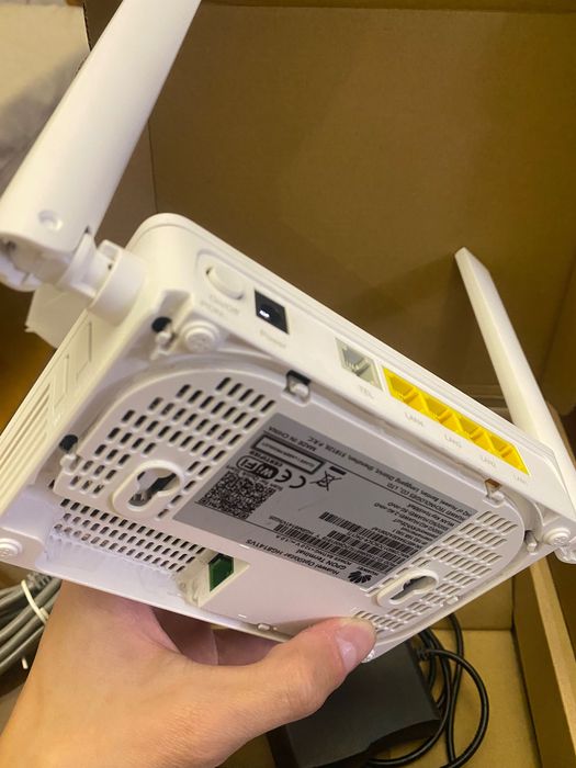 GPON модем-роутер Huawei HG8141V5