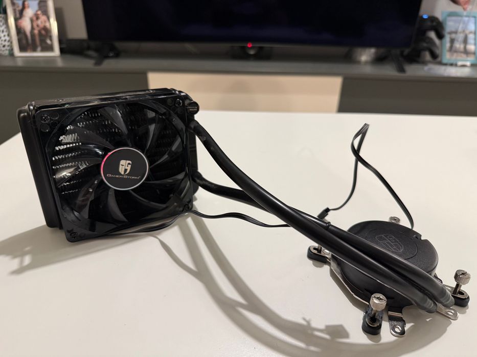 DeepCool Maelstrom 120 All in One Watercooler