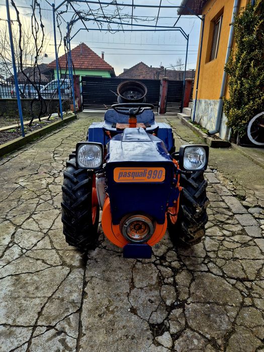 Tractor articulat  Pasquali 990 .. 21 cp