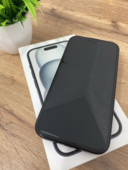 Продам IPhone айфон 15 в идеальном состоянии! 128GB