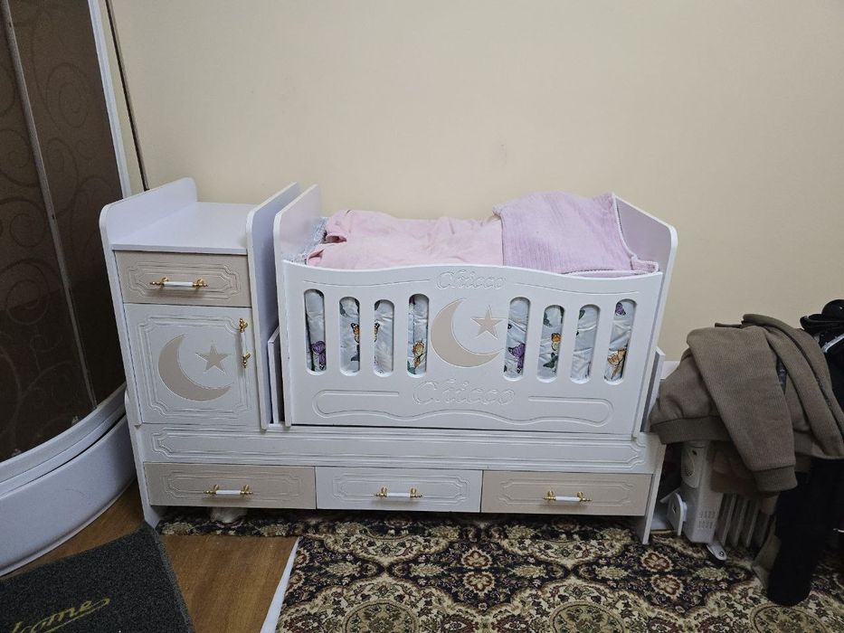 Манеж детский шкаф и диван