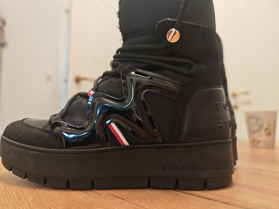 Ghete Tommy Hilfiger 37