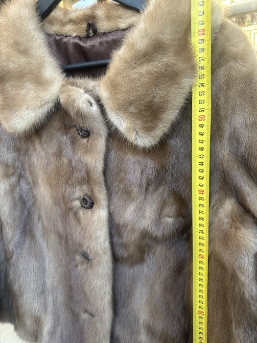Haina luxury din vizon - blana de culoare naturala