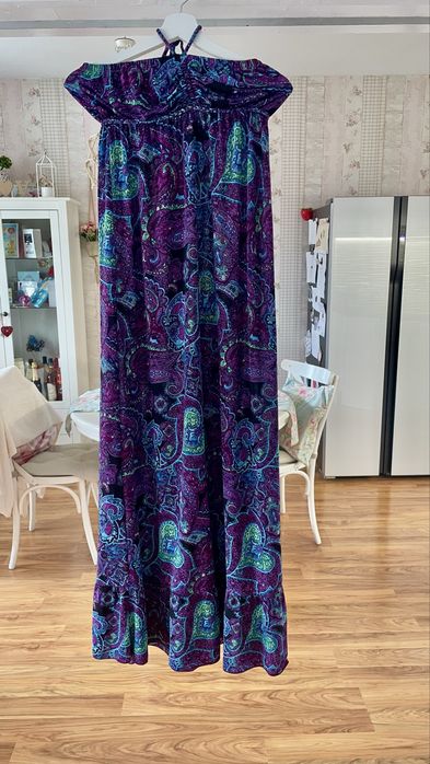 Дълга еластична рокля