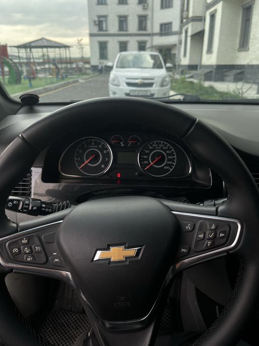 Gentra avtomat oq kraskasi yoq toza  malibu rol 909 mijgar bor 2023